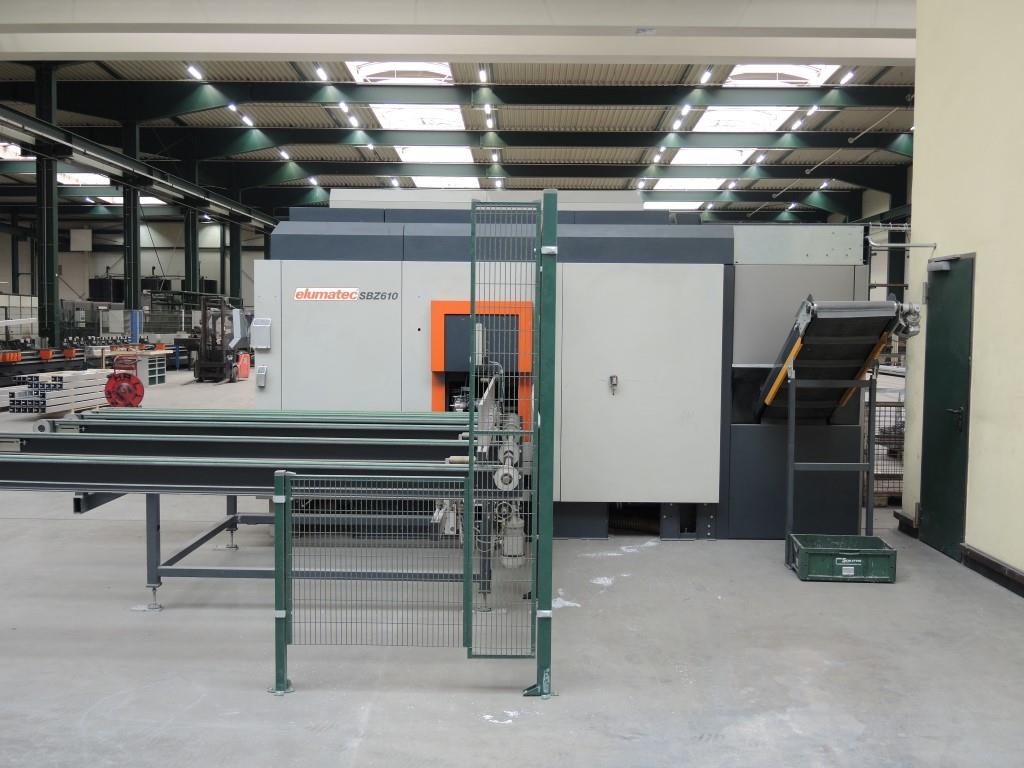 Chapas metálicas e máquinas para trabalhar metais<br><font size="2">Colaboração com Hilco Industrial Acquisitions bv</font><br><img src="/images/hil.png"><br>-7