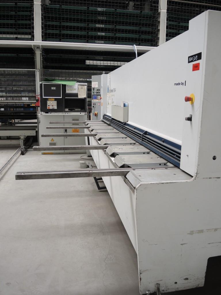 Chapas metálicas e máquinas para trabalhar metais<br><font size="2">Colaboração com Hilco Industrial Acquisitions bv</font><br><img src="/images/hil.png"><br>-5