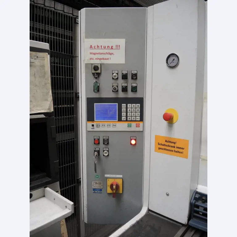 stroje na zpracování plechu a kovoobrábecí<br><font size="2">Ve spolupráci s firmo u Hilco Industrial Acquisitions bv</font><img src="/images/hilco-logo.png">
-7