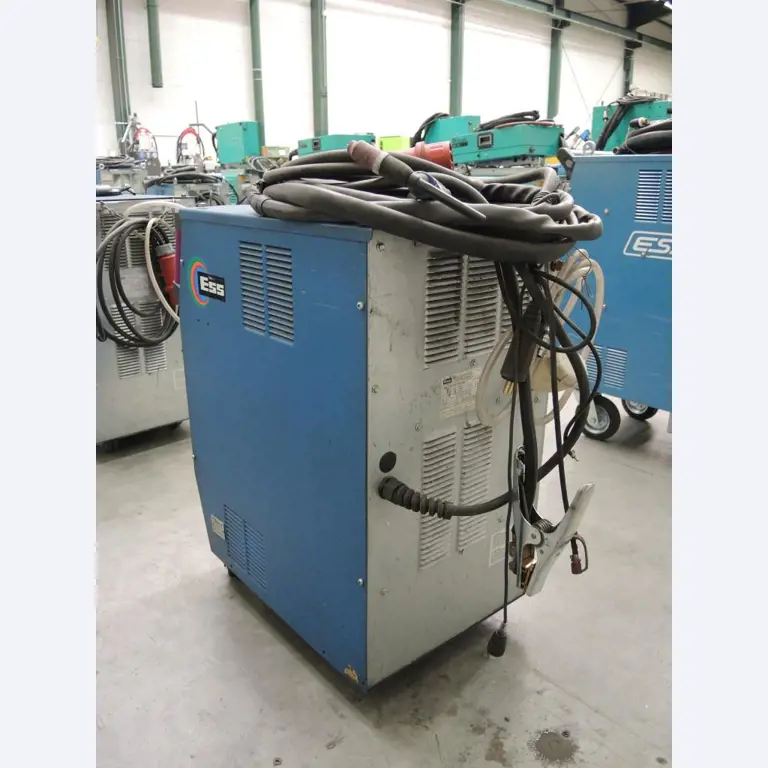 Machines pour le travail de la tôle et des métaux<br><font size="2">Collaboration avec Hilco Industrial Acquisitions bv</font><br><img src="/images/hil.png"><br>-4