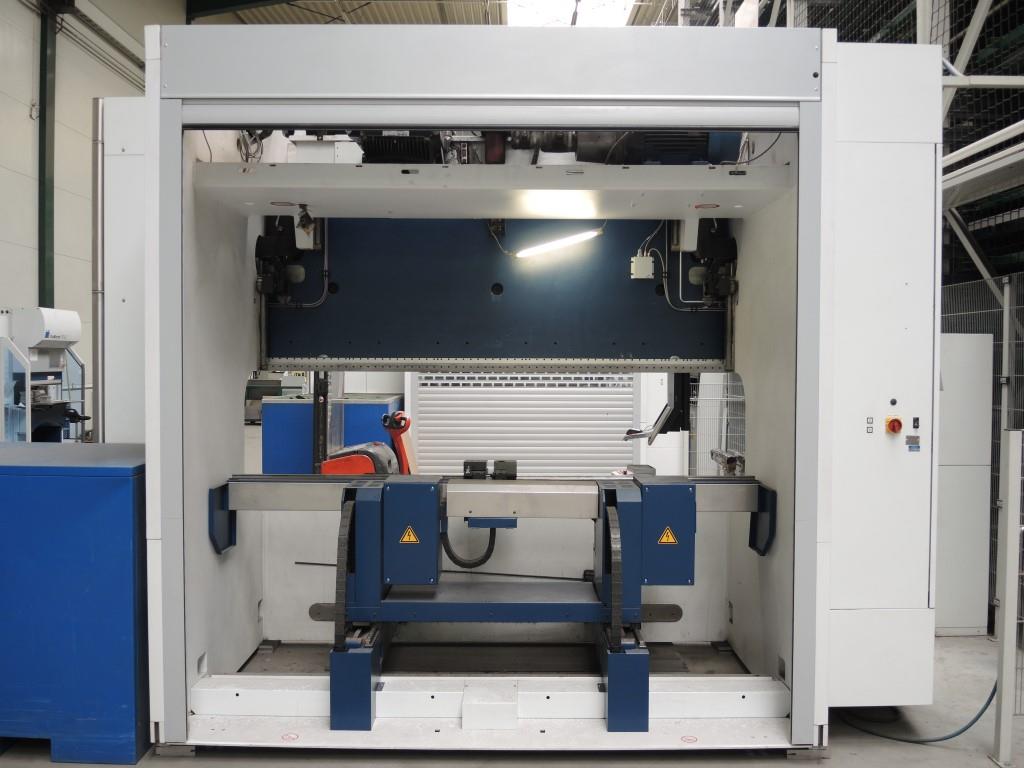 Blech- und Metallbearbeitungsmaschinen<br><font size="2">Zusammenarbeit mit Hilco Industrial Acquisitions bv</font><br><img src="/images/hil.png"><br>-6