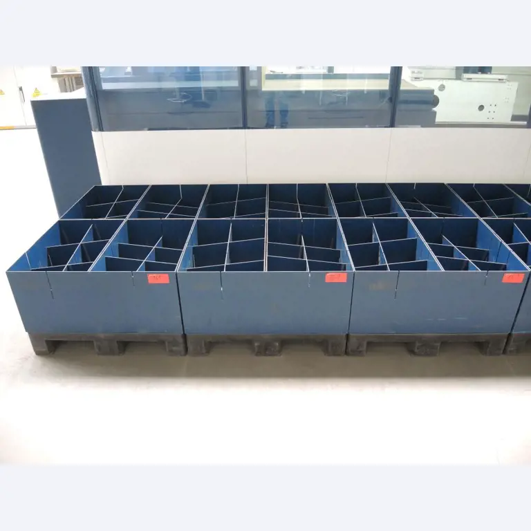 Chapas metálicas e máquinas para trabalhar metais<br><font size="2">Colaboração com Hilco Industrial Acquisitions bv</font><br><img src="/images/hil.png"><br>-6