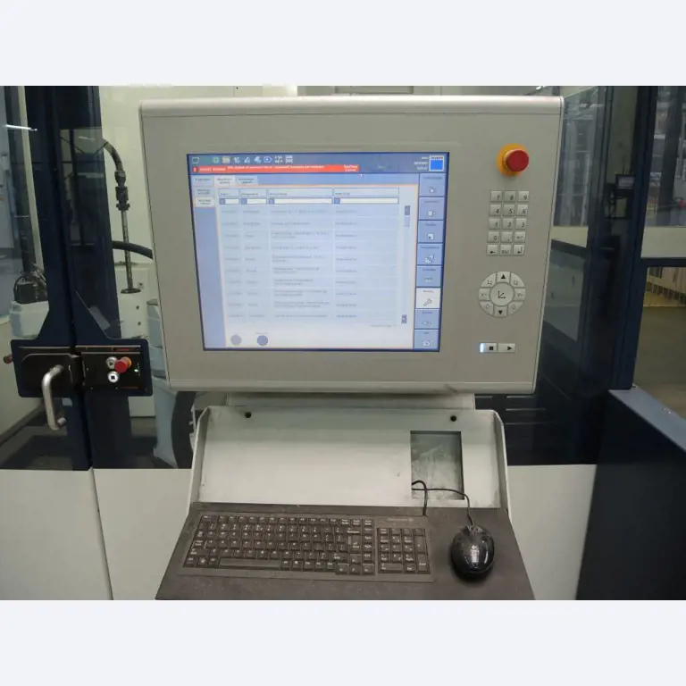 Chapas metálicas e máquinas para trabalhar metais<br><font size="2">Colaboração com Hilco Industrial Acquisitions bv</font><br><img src="/images/hil.png"><br>-6