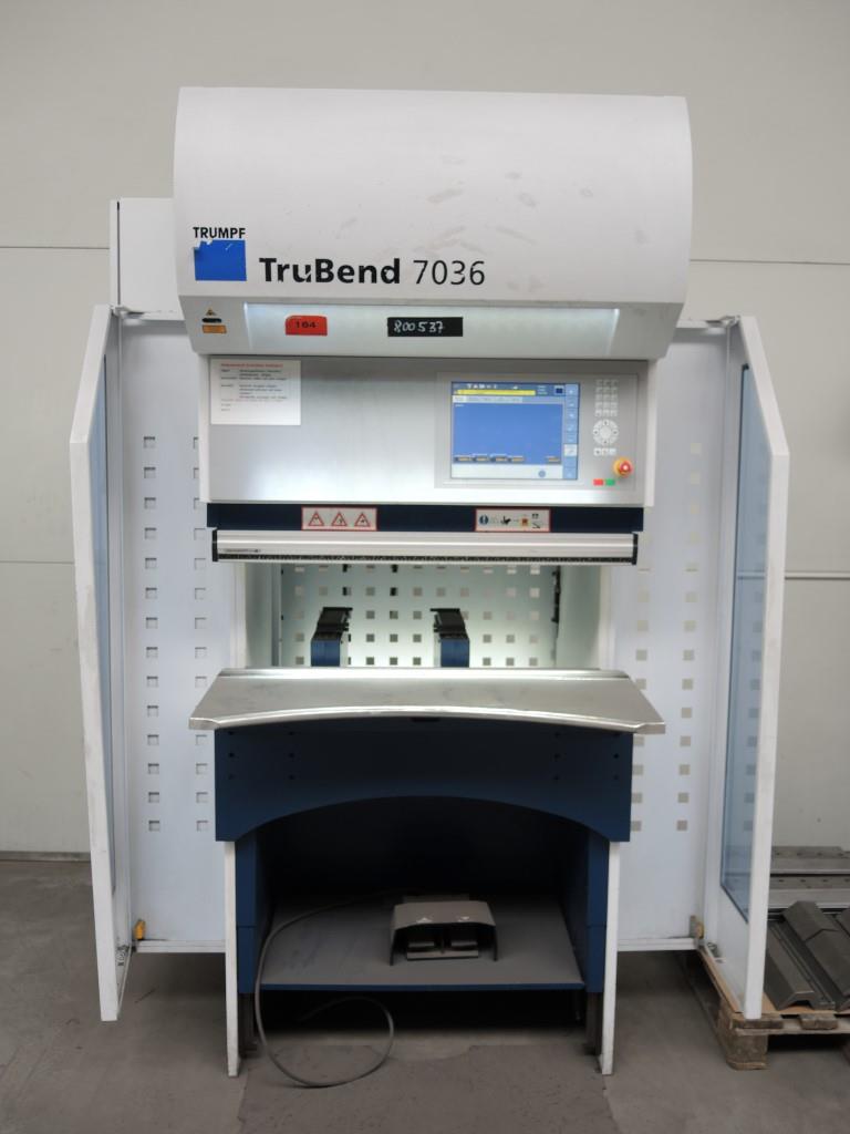 Chapas metálicas e máquinas para trabalhar metais<br><font size="2">Colaboração com Hilco Industrial Acquisitions bv</font><br><img src="/images/hil.png"><br>-2