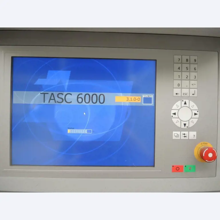 Chapas metálicas e máquinas para trabalhar metais<br><font size="2">Colaboração com Hilco Industrial Acquisitions bv</font><br><img src="/images/hil.png"><br>-7