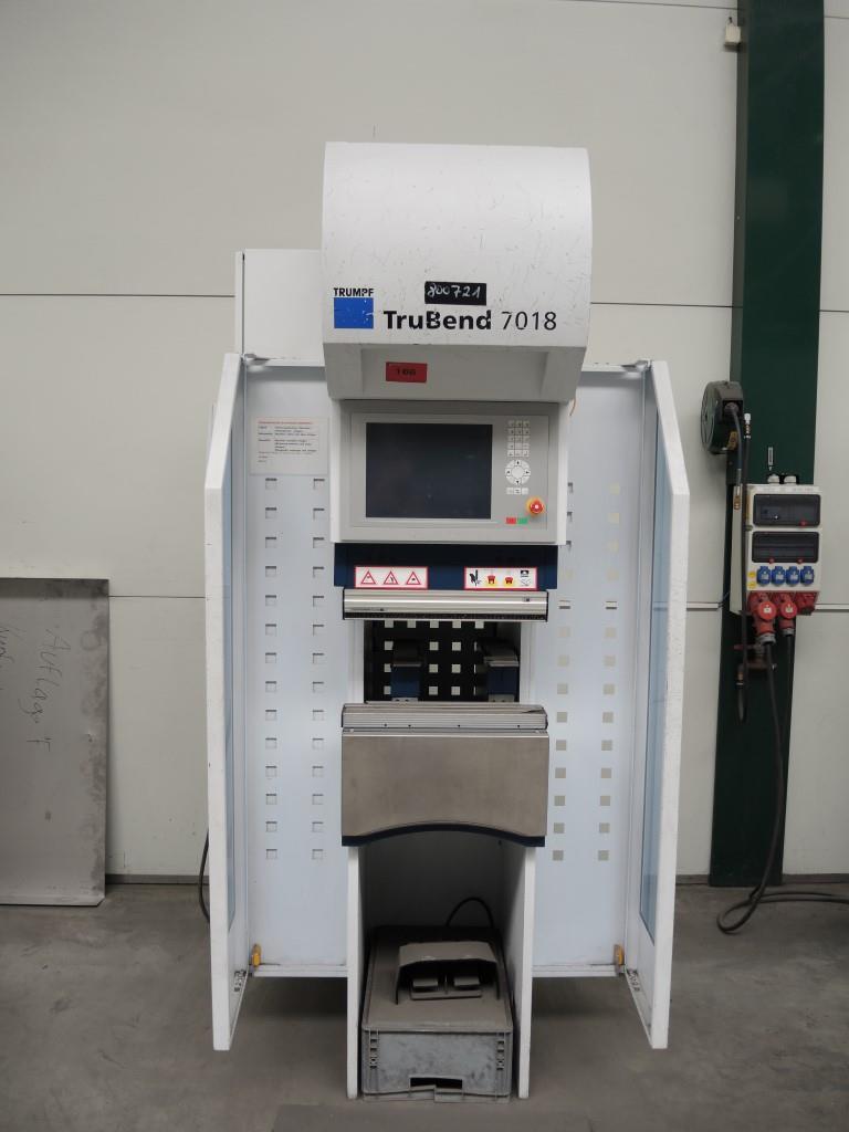 Chapas metálicas e máquinas para trabalhar metais<br><font size="2">Colaboração com Hilco Industrial Acquisitions bv</font><br><img src="/images/hil.png"><br>-2