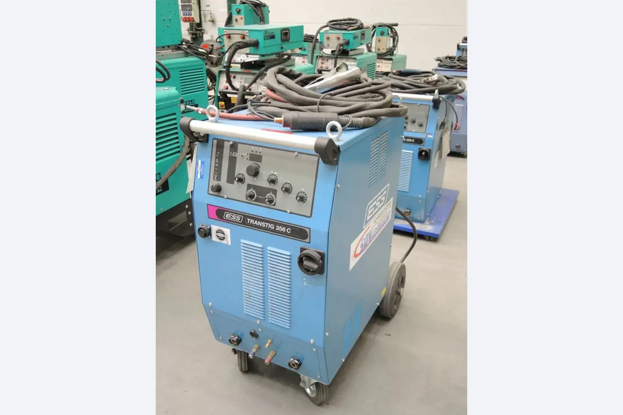 Machines pour le travail de la tôle et des métaux<br><font size="2">Collaboration avec Hilco Industrial Acquisitions bv</font><br><img src="/images/hil.png"><br>-1