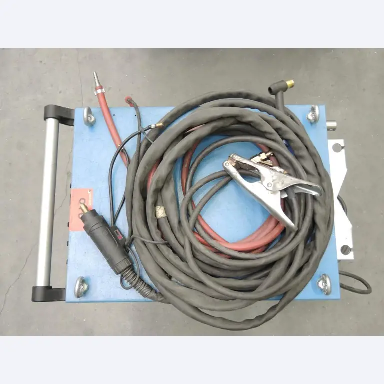 Machines pour le travail de la tôle et des métaux<br><font size="2">Collaboration avec Hilco Industrial Acquisitions bv</font><br><img src="/images/hil.png"><br>-5