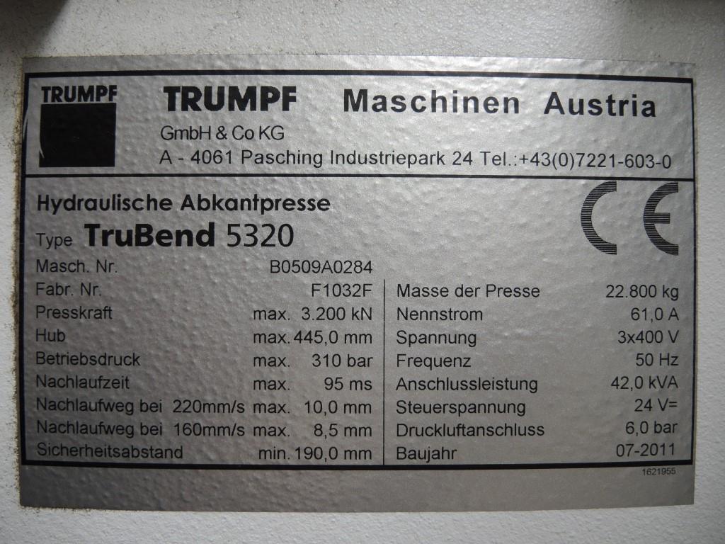 Chapas metálicas e máquinas para trabalhar metais<br><font size="2">Colaboração com Hilco Industrial Acquisitions bv</font><br><img src="/images/hil.png"><br>-6