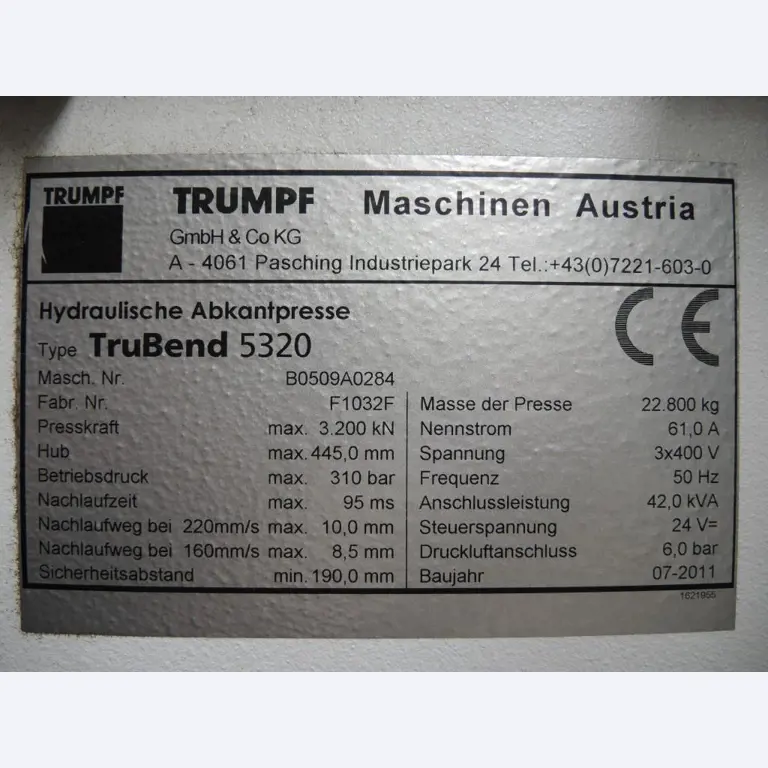 Chapas metálicas e máquinas para trabalhar metais<br><font size="2">Colaboração com Hilco Industrial Acquisitions bv</font><br><img src="/images/hil.png"><br>-6