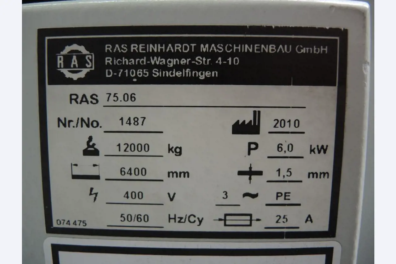 Chapas metálicas e máquinas para trabalhar metais<br><font size="2">Colaboração com Hilco Industrial Acquisitions bv</font><br><img src="/images/hil.png"><br>-10