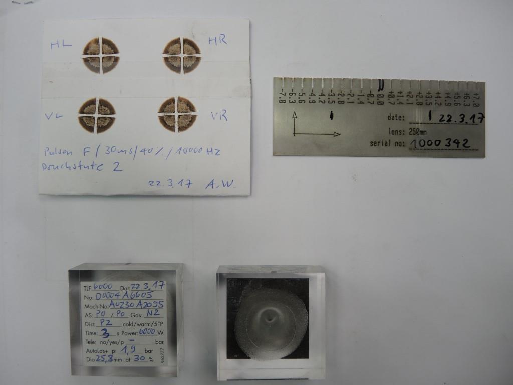 Chapas metálicas e máquinas para trabalhar metais<br><font size="2">Colaboração com Hilco Industrial Acquisitions bv</font><br><img src="/images/hil.png"><br>-14