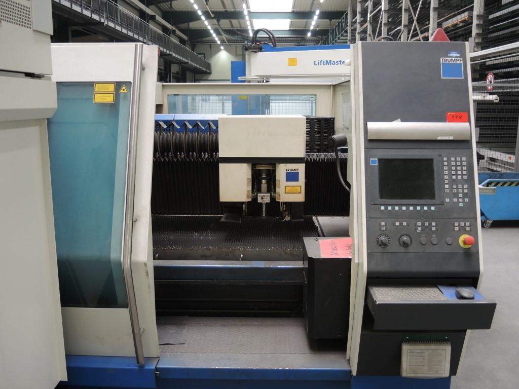 Chapas metálicas e máquinas para trabalhar metais<br><font size="2">Colaboração com Hilco Industrial Acquisitions bv</font><br><img src="/images/hil.png"><br>-7