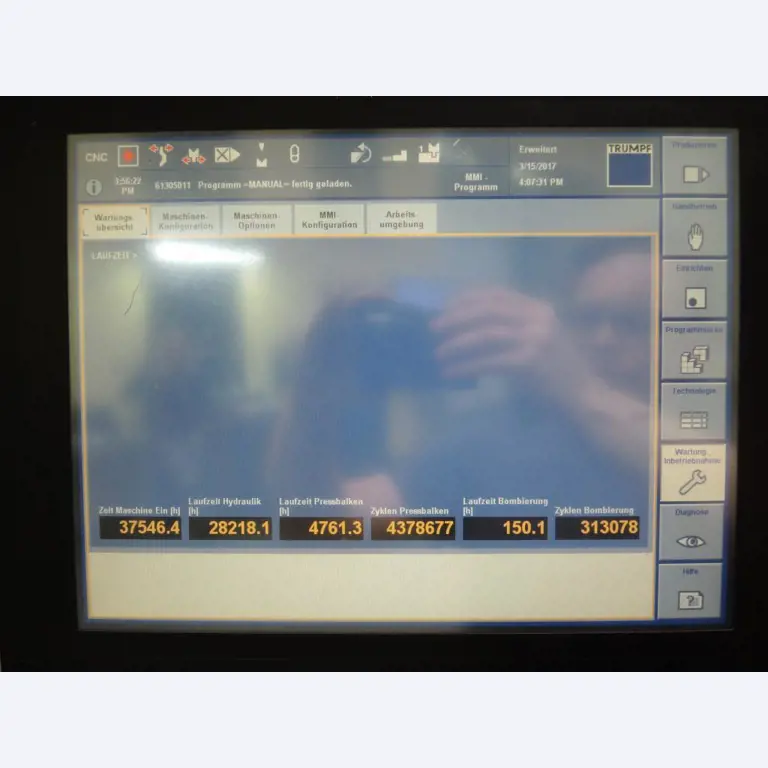 Chapas metálicas e máquinas para trabalhar metais<br><font size="2">Colaboração com Hilco Industrial Acquisitions bv</font><br><img src="/images/hil.png"><br>-3