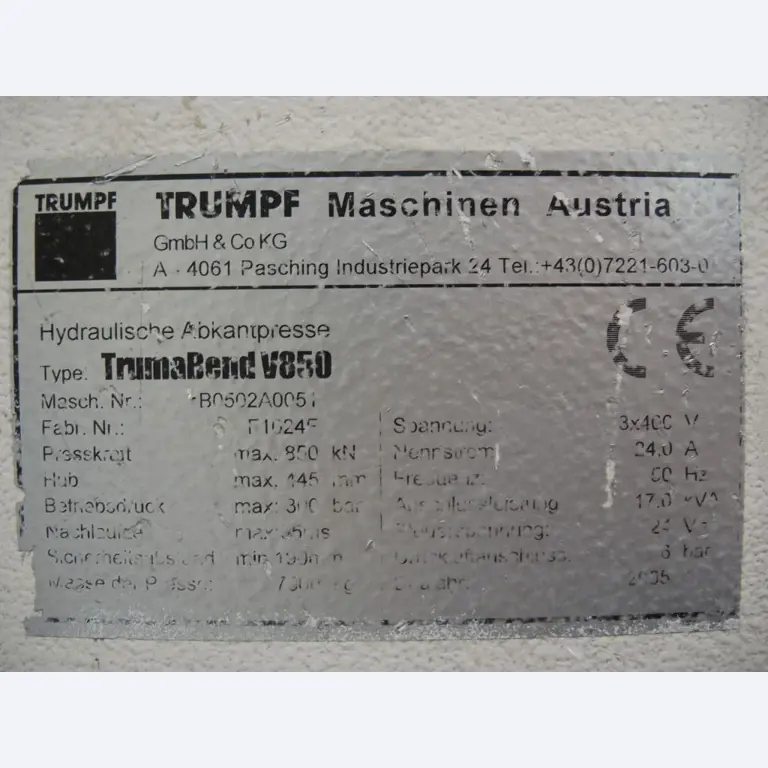 Chapas metálicas e máquinas para trabalhar metais<br><font size="2">Colaboração com Hilco Industrial Acquisitions bv</font><br><img src="/images/hil.png"><br>-4