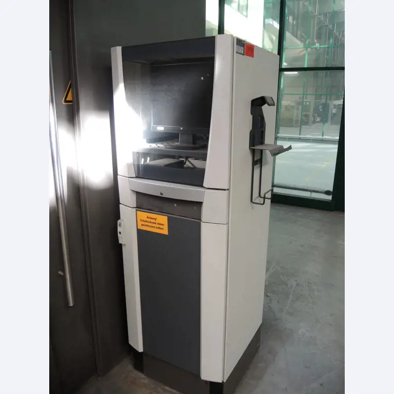 Chapas metálicas e máquinas para trabalhar metais<br><font size="2">Colaboração com Hilco Industrial Acquisitions bv</font><br><img src="/images/hil.png"><br>-11