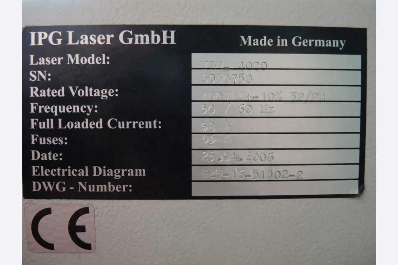 Chapas metálicas e máquinas para trabalhar metais<br><font size="2">Colaboração com Hilco Industrial Acquisitions bv</font><br><img src="/images/hil.png"><br>-16