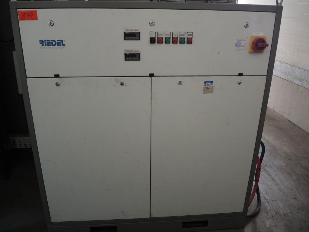 Chapas metálicas e máquinas para trabalhar metais<br><font size="2">Colaboração com Hilco Industrial Acquisitions bv</font><br><img src="/images/hil.png"><br>-19