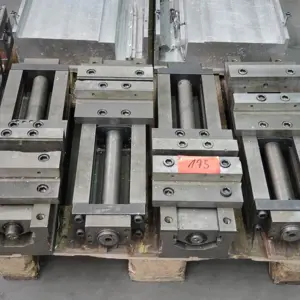 4 Etaux pour machines, #175/1 Allmatic