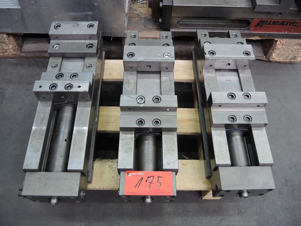 Chapas metálicas e máquinas para trabalhar metais<br><font size="2">Colaboração com Hilco Industrial Acquisitions bv</font><br><img src="/images/hil.png"><br>-1