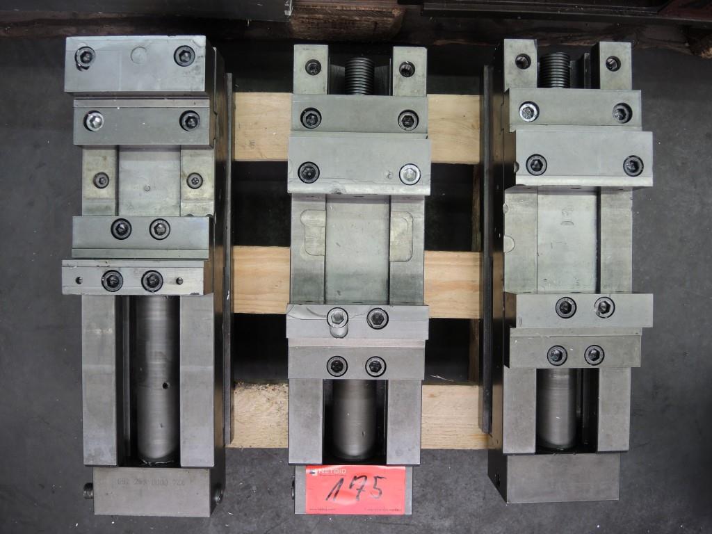 Chapas metálicas e máquinas para trabalhar metais<br><font size="2">Colaboração com Hilco Industrial Acquisitions bv</font><br><img src="/images/hil.png"><br>-4