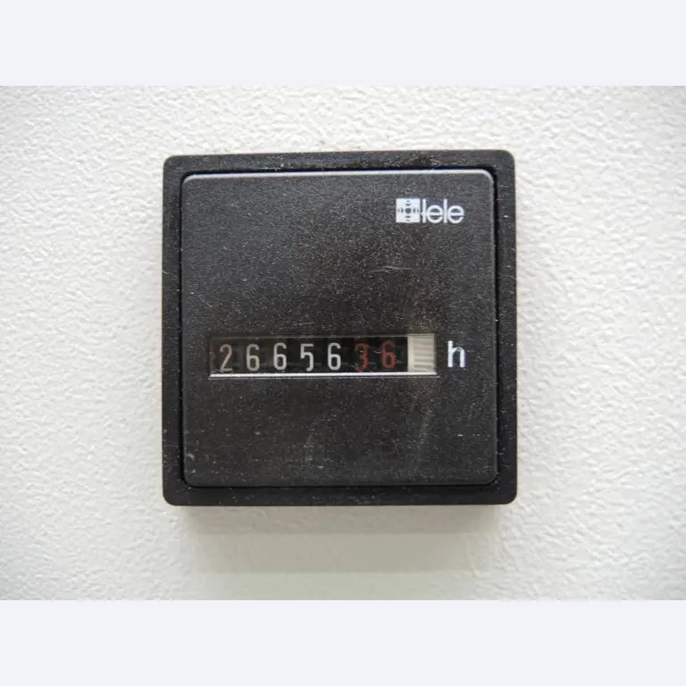 Chapas metálicas e máquinas para trabalhar metais<br><font size="2">Colaboração com Hilco Industrial Acquisitions bv</font><br><img src="/images/hil.png"><br>-10