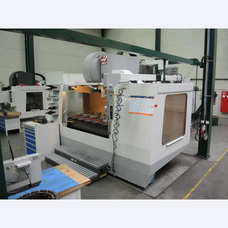 Chapas metálicas e máquinas para trabalhar metais<br><font size="2">Colaboração com Hilco Industrial Acquisitions bv</font><br><img src="/images/hil.png"><br>-2