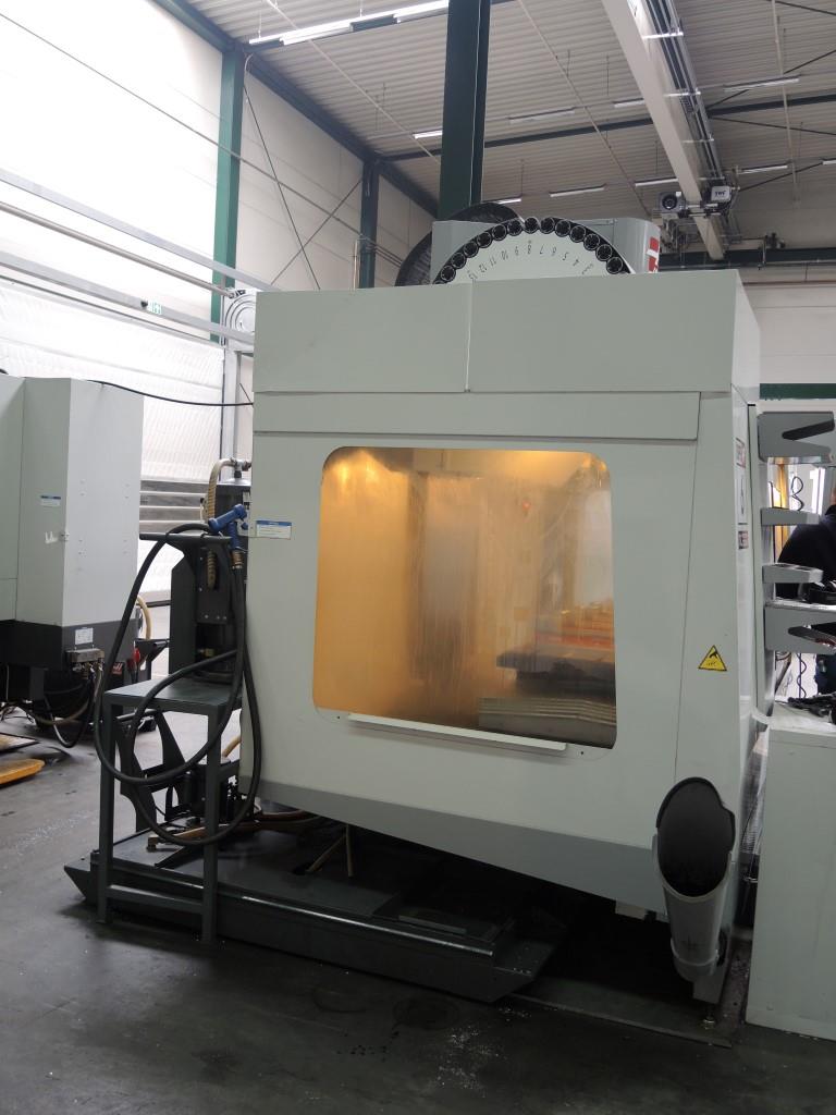 Chapas metálicas e máquinas para trabalhar metais<br><font size="2">Colaboração com Hilco Industrial Acquisitions bv</font><br><img src="/images/hil.png"><br>-6