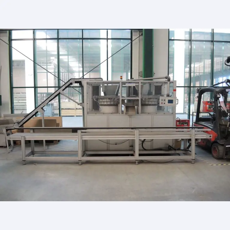 Chapas metálicas e máquinas para trabalhar metais<br><font size="2">Colaboração com Hilco Industrial Acquisitions bv</font><br><img src="/images/hil.png"><br>-2