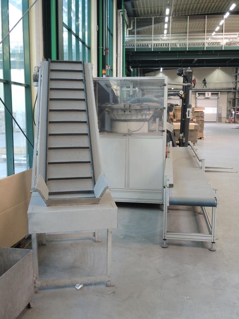 Chapas metálicas e máquinas para trabalhar metais<br><font size="2">Colaboração com Hilco Industrial Acquisitions bv</font><br><img src="/images/hil.png"><br>-4