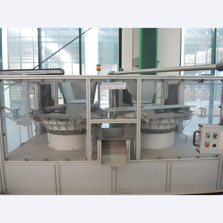 Chapas metálicas e máquinas para trabalhar metais<br><font size="2">Colaboração com Hilco Industrial Acquisitions bv</font><br><img src="/images/hil.png"><br>-5