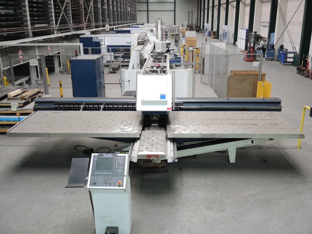 Chapas metálicas e máquinas para trabalhar metais<br><font size="2">Colaboração com Hilco Industrial Acquisitions bv</font><br><img src="/images/hil.png"><br>-3