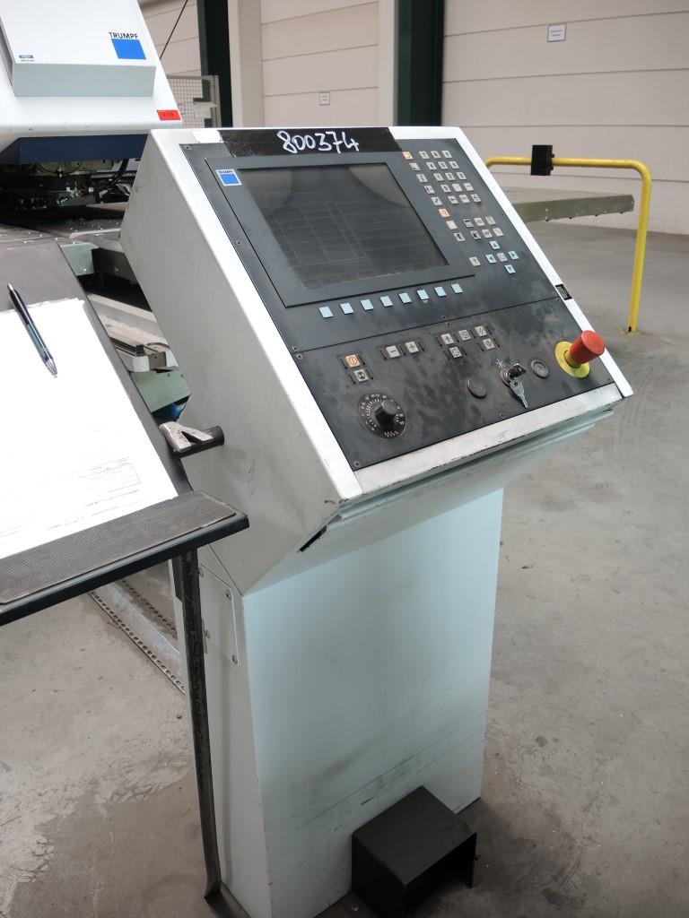 Chapas metálicas e máquinas para trabalhar metais<br><font size="2">Colaboração com Hilco Industrial Acquisitions bv</font><br><img src="/images/hil.png"><br>-7