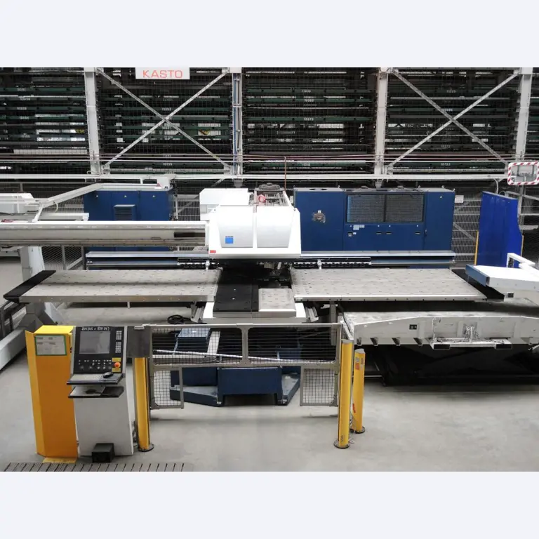 Chapas metálicas e máquinas para trabalhar metais<br><font size="2">Colaboração com Hilco Industrial Acquisitions bv</font><br><img src="/images/hil.png"><br>-7