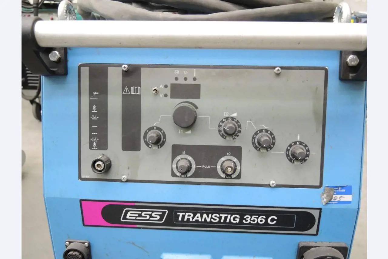 stroje na zpracování plechu a kovoobrábecí<br><font size="2">Ve spolupráci s firmo u Hilco Industrial Acquisitions bv</font><img src="/images/hilco-logo.png">
-3