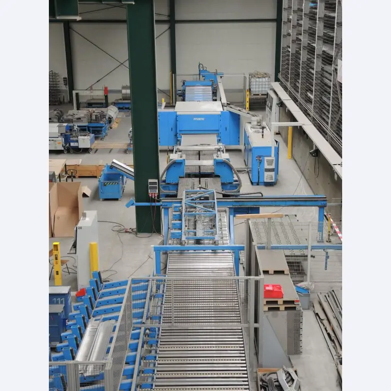 Chapas metálicas e máquinas para trabalhar metais<br><font size="2">Colaboração com Hilco Industrial Acquisitions bv</font><br><img src="/images/hil.png"><br>-13