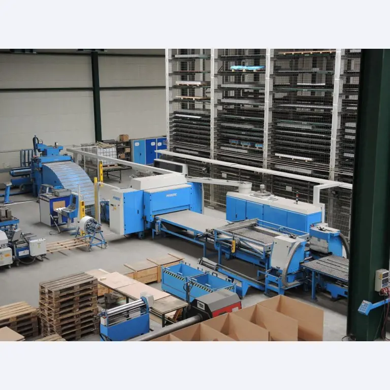 Chapas metálicas e máquinas para trabalhar metais<br><font size="2">Colaboração com Hilco Industrial Acquisitions bv</font><br><img src="/images/hil.png"><br>-15