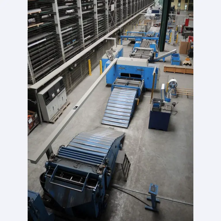 Chapas metálicas e máquinas para trabalhar metais<br><font size="2">Colaboração com Hilco Industrial Acquisitions bv</font><br><img src="/images/hil.png"><br>-17