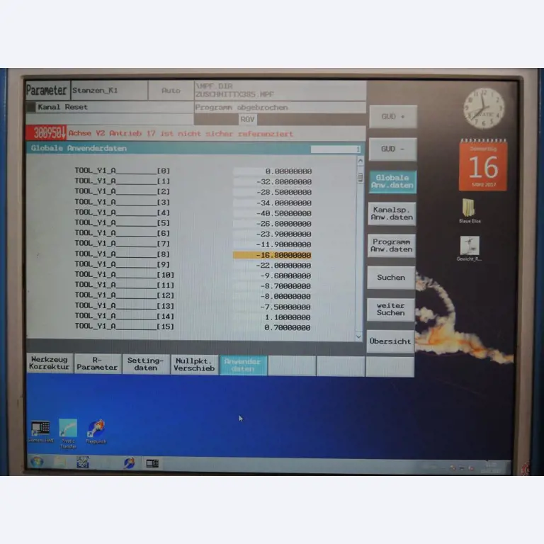 Chapas metálicas e máquinas para trabalhar metais<br><font size="2">Colaboração com Hilco Industrial Acquisitions bv</font><br><img src="/images/hil.png"><br>-3