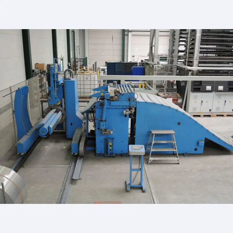 Chapas metálicas e máquinas para trabalhar metais<br><font size="2">Colaboração com Hilco Industrial Acquisitions bv</font><br><img src="/images/hil.png"><br>-6