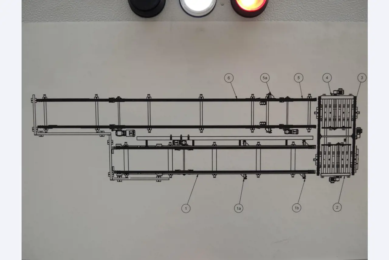 Chapas metálicas e máquinas para trabalhar metais<br><font size="2">Colaboração com Hilco Industrial Acquisitions bv</font><br><img src="/images/hil.png"><br>-12