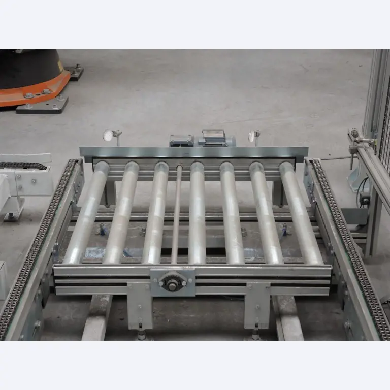 Chapas metálicas e máquinas para trabalhar metais<br><font size="2">Colaboração com Hilco Industrial Acquisitions bv</font><br><img src="/images/hil.png"><br>-8