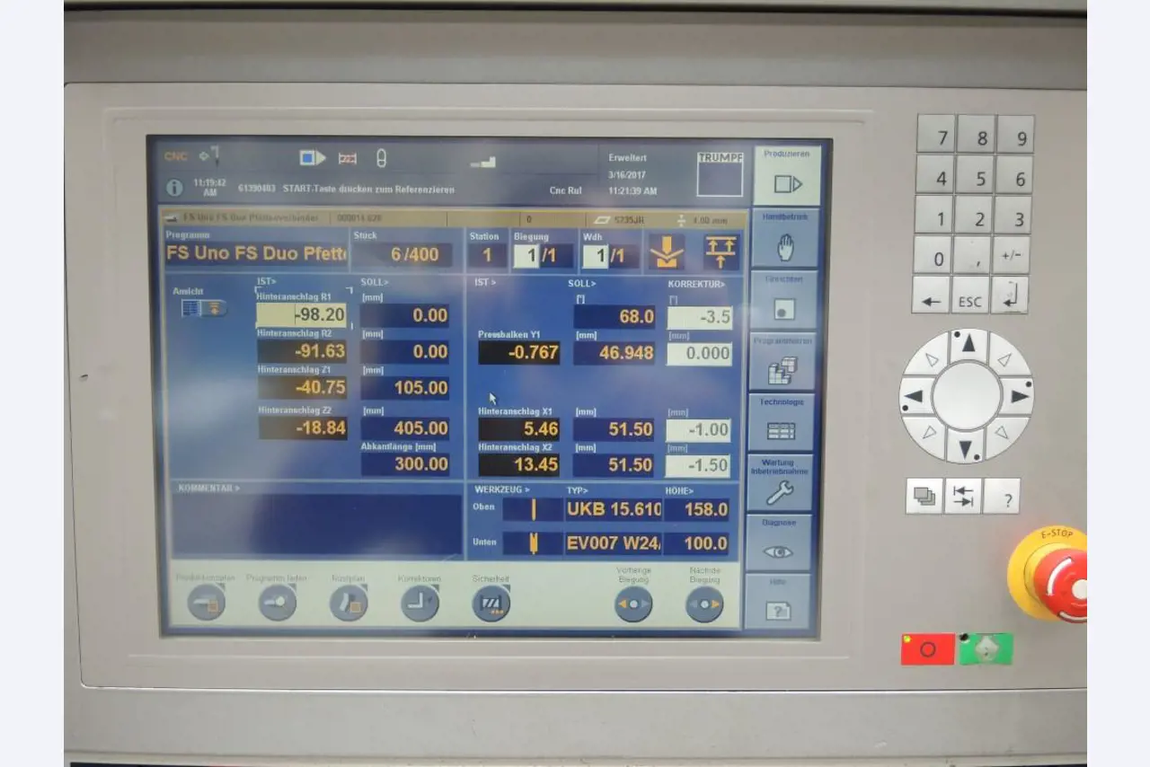 Chapas metálicas e máquinas para trabalhar metais<br><font size="2">Colaboração com Hilco Industrial Acquisitions bv</font><br><img src="/images/hil.png"><br>-6