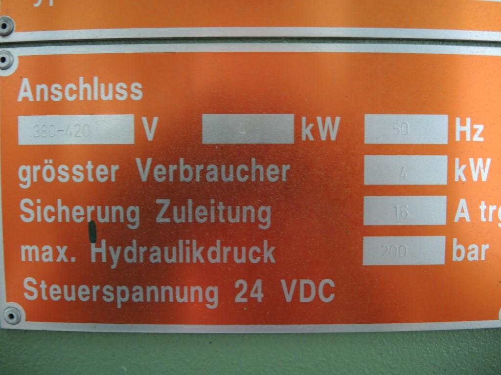 Chapas metálicas e máquinas para trabalhar metais<br><font size="2">Colaboração com Hilco Industrial Acquisitions bv</font><br><img src="/images/hil.png"><br>-2