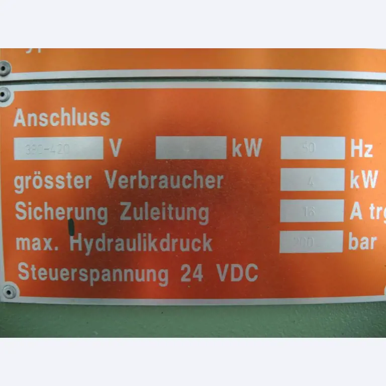 Chapas metálicas e máquinas para trabalhar metais<br><font size="2">Colaboração com Hilco Industrial Acquisitions bv</font><br><img src="/images/hil.png"><br>-2