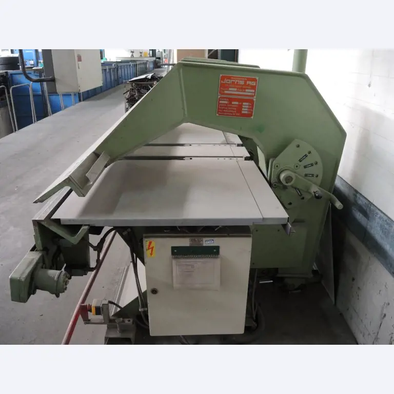 Chapas metálicas e máquinas para trabalhar metais<br><font size="2">Colaboração com Hilco Industrial Acquisitions bv</font><br><img src="/images/hil.png"><br>-5