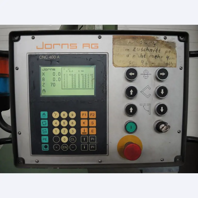 Chapas metálicas e máquinas para trabalhar metais<br><font size="2">Colaboração com Hilco Industrial Acquisitions bv</font><br><img src="/images/hil.png"><br>-7