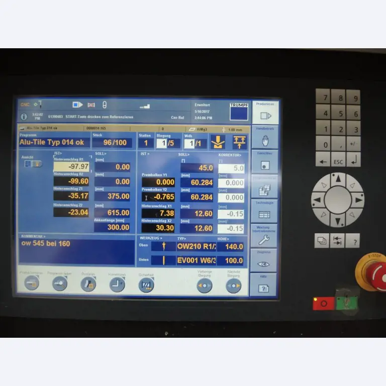 Chapas metálicas e máquinas para trabalhar metais<br><font size="2">Colaboração com Hilco Industrial Acquisitions bv</font><br><img src="/images/hil.png"><br>-6