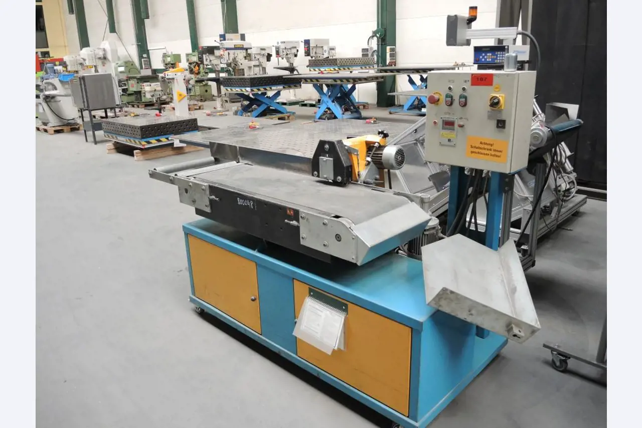 Chapas metálicas e máquinas para trabalhar metais<br><font size="2">Colaboração com Hilco Industrial Acquisitions bv</font><br><img src="/images/hil.png"><br>-2