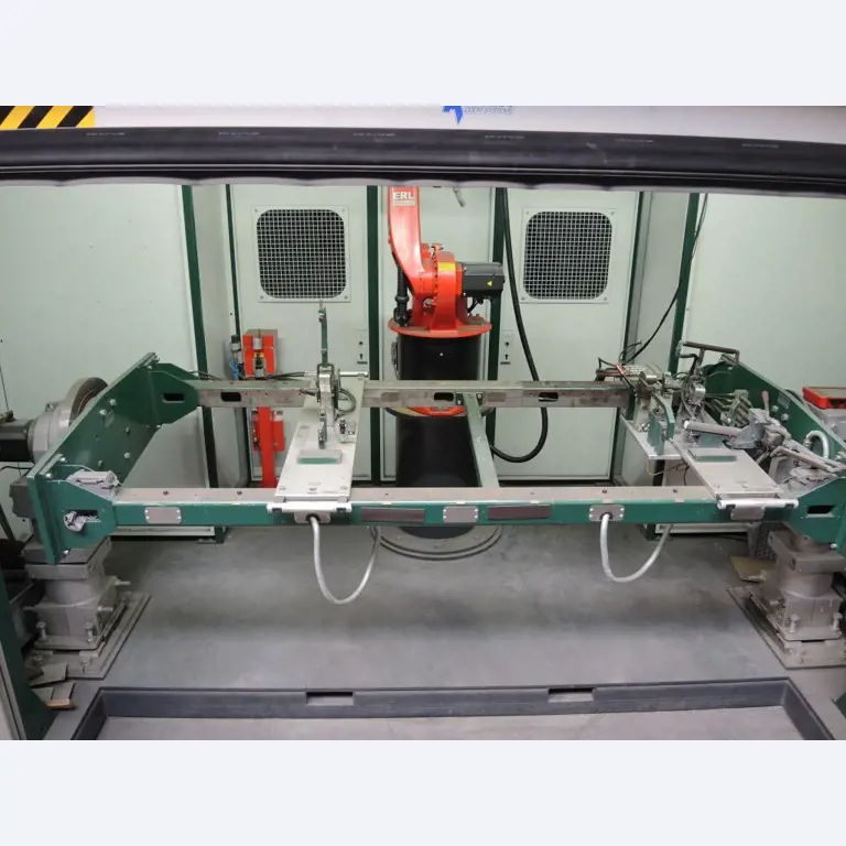 Chapas metálicas e máquinas para trabalhar metais<br><font size="2">Colaboração com Hilco Industrial Acquisitions bv</font><br><img src="/images/hil.png"><br>-8